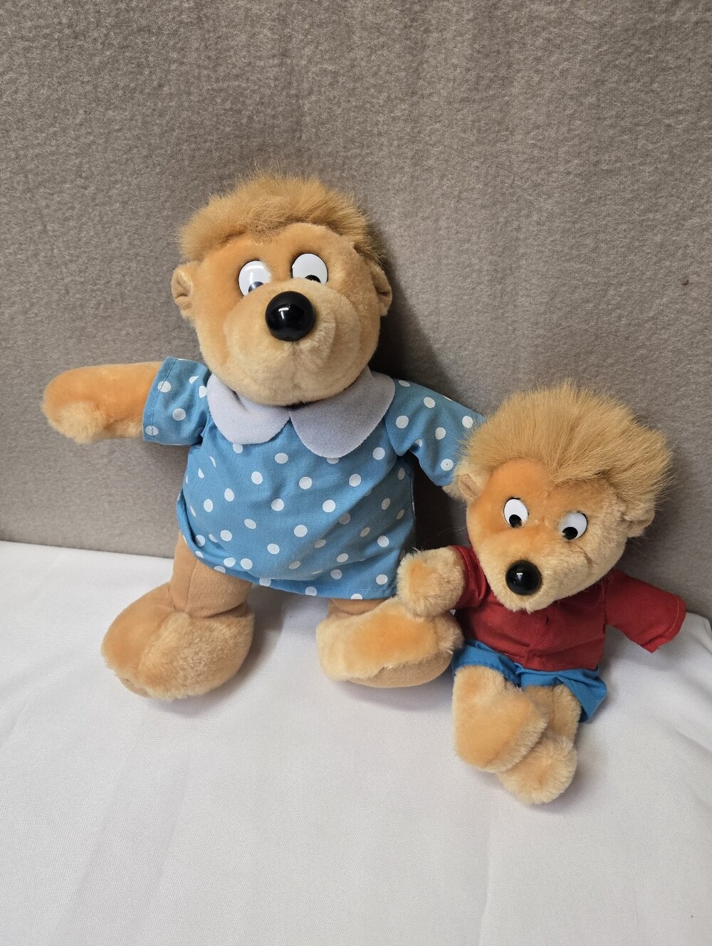 Vintage Applause Berenstain Bears Mama Son Plush Play Toys Bundle